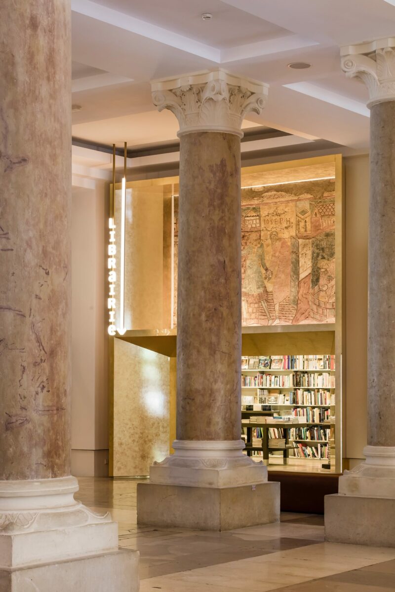 PAL Dans ses murs voués aux merveilles… | AAVP Architecture