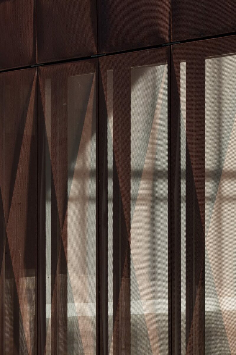 CULT Archétype bardé d’ardoise violine | AAVP Architecture