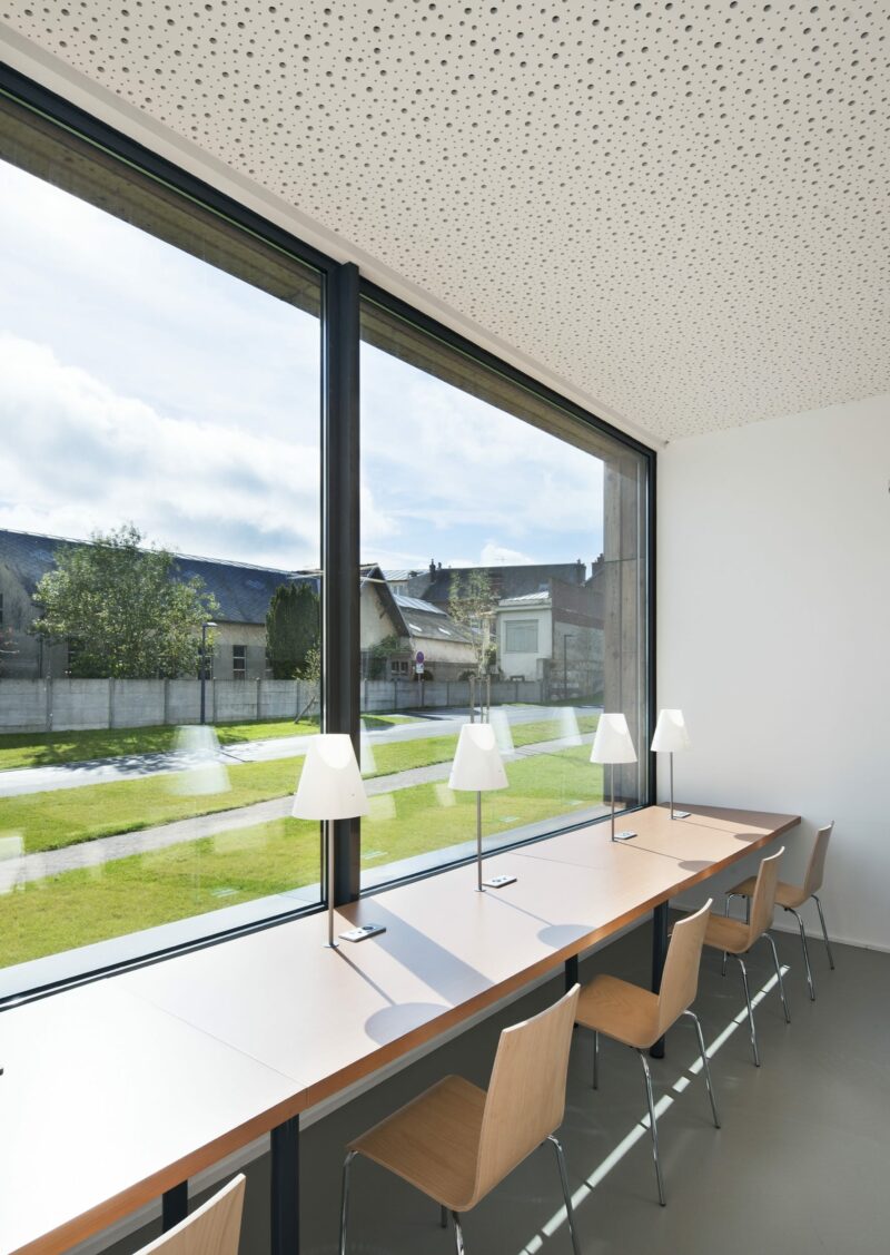 CULT Archétype bardé d’ardoise violine | AAVP Architecture