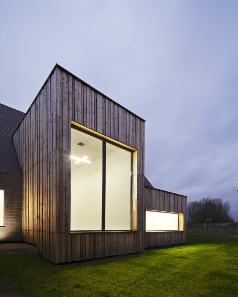 CULT Archétype bardé d’ardoise violine | AAVP Architecture