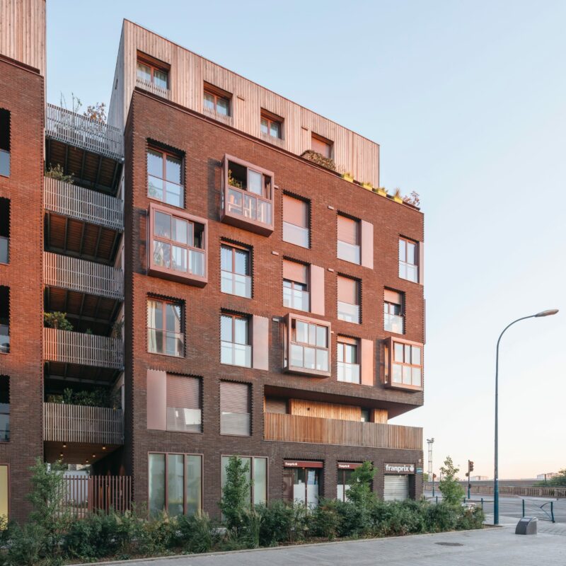 PAN 2 Entre faubourg & industrie | AAVP Architecture