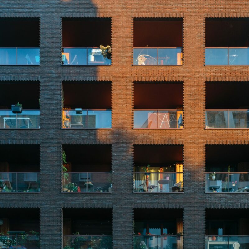 PAN 2 Entre faubourg & industrie | AAVP Architecture