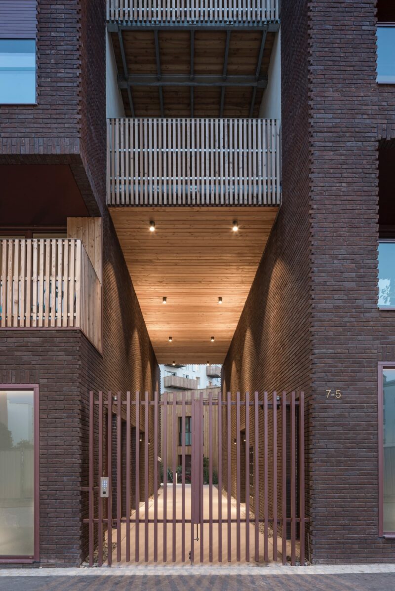 PAN 2 Entre faubourg & industrie | AAVP Architecture